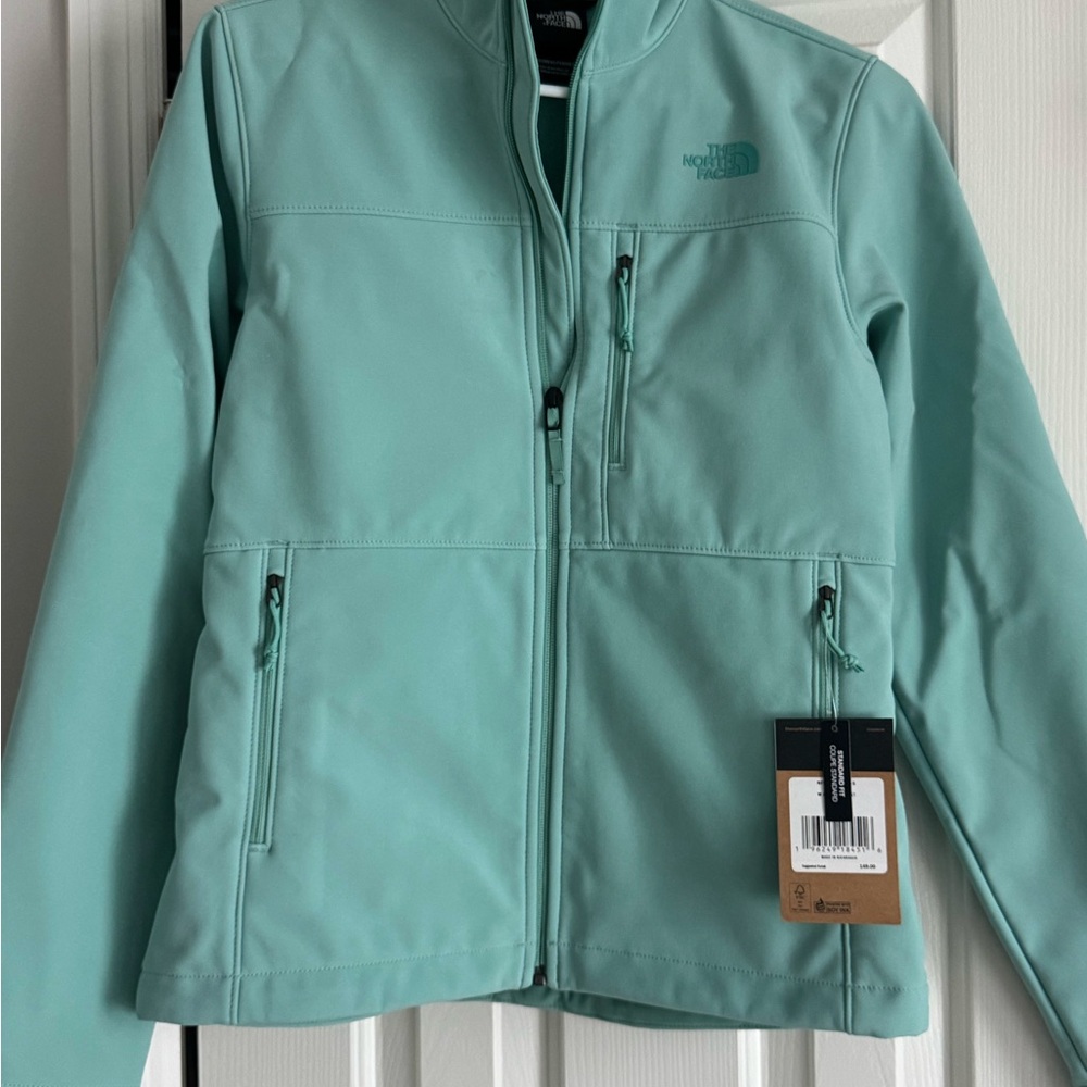 The North Face women’s Apex Bionics, Teal Small (NWT)